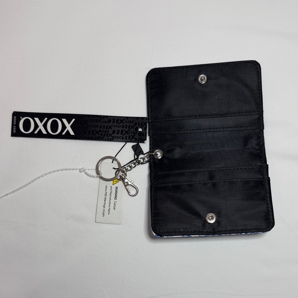 Xoxo Key and Card Holder - Picture 3 of 5